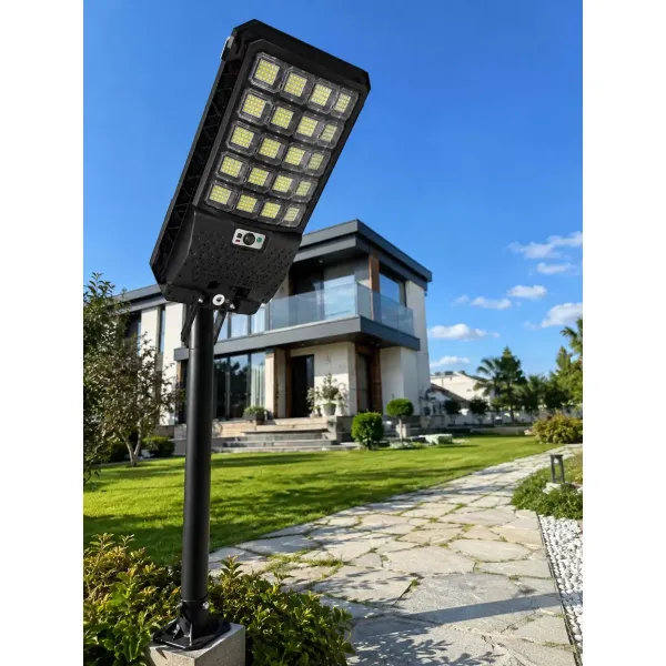 Solar Led Bahçe Lambası Hareket Sensörlü Uzaktan Kumandalı Dış Mekan Aydınlatma